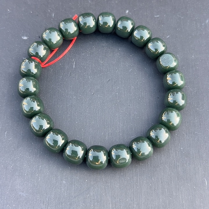 未镶嵌手串和田玉浮****　卡10