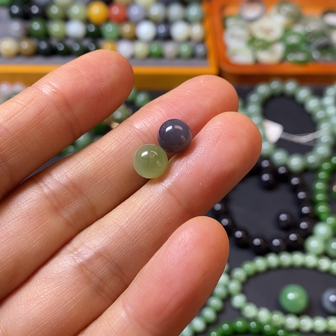 逐***.和田玉未镶嵌珠宝半成品