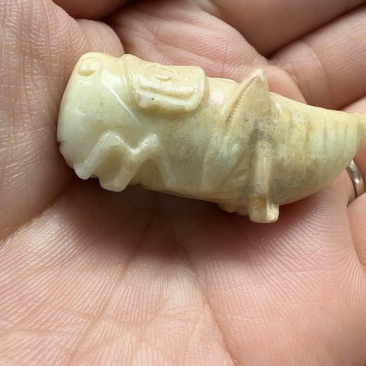 蔚***妈玻璃颈饰琉璃琉璃琉璃壁