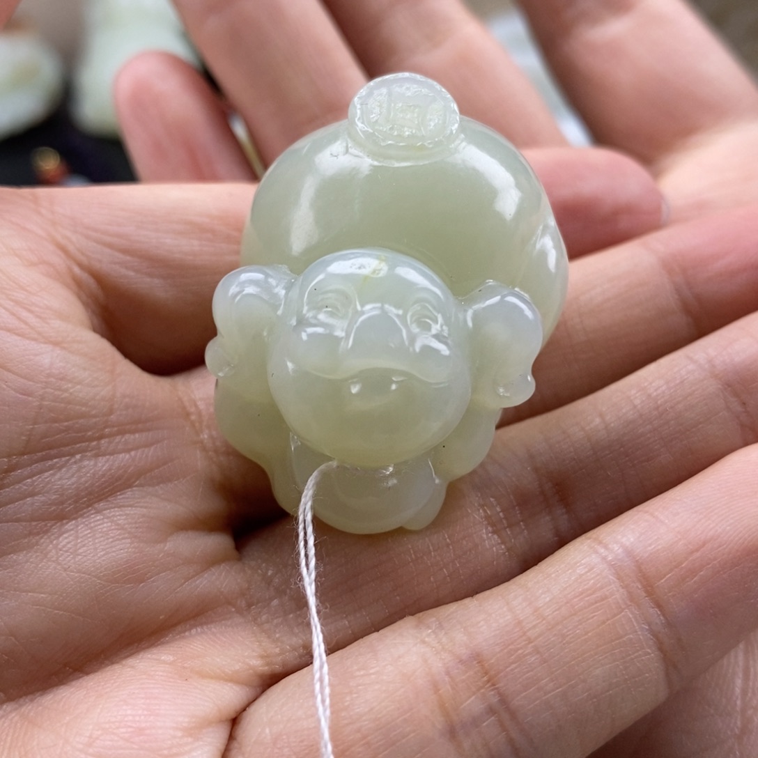 和田玉挂件未镶嵌