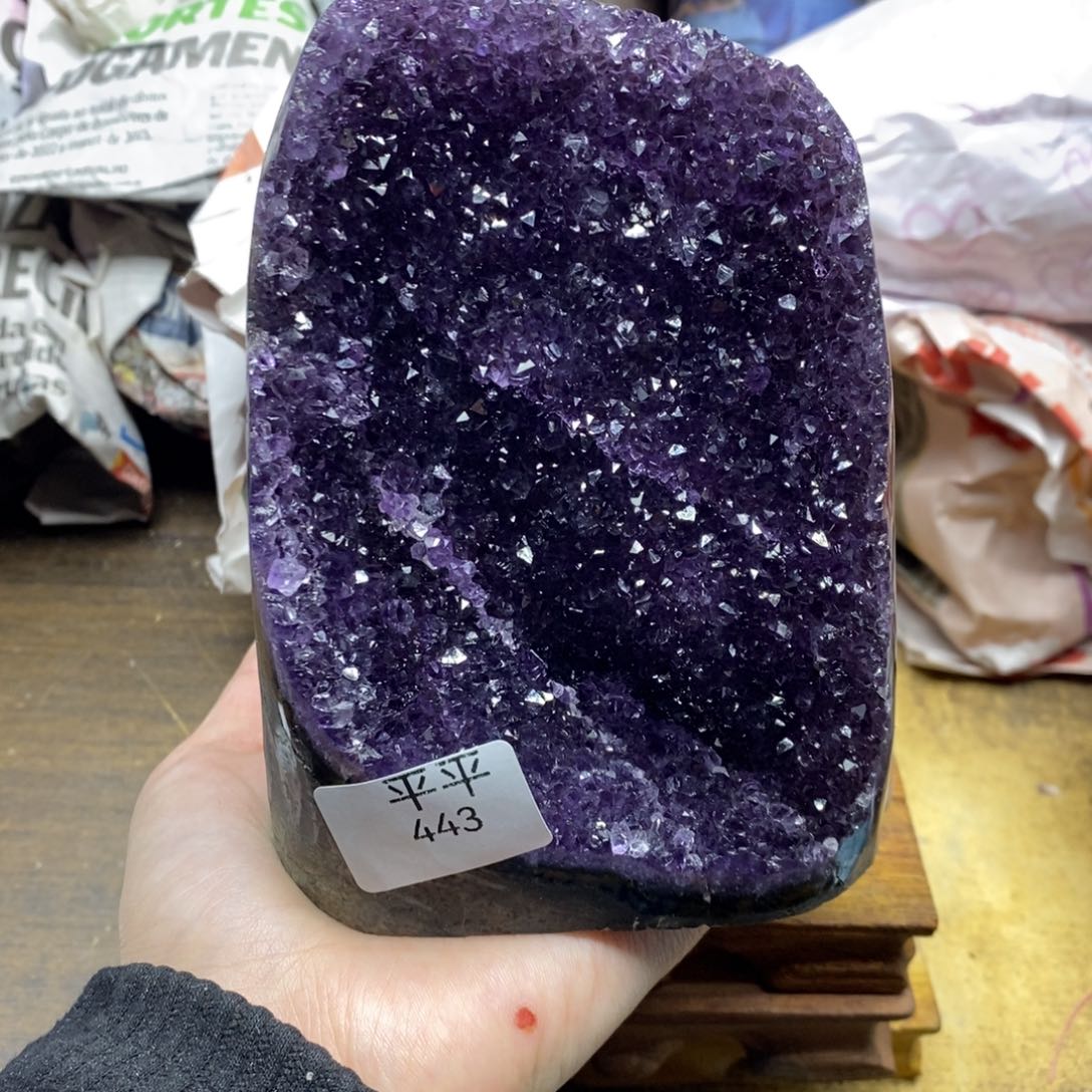 紫晶乌拉圭未镶嵌