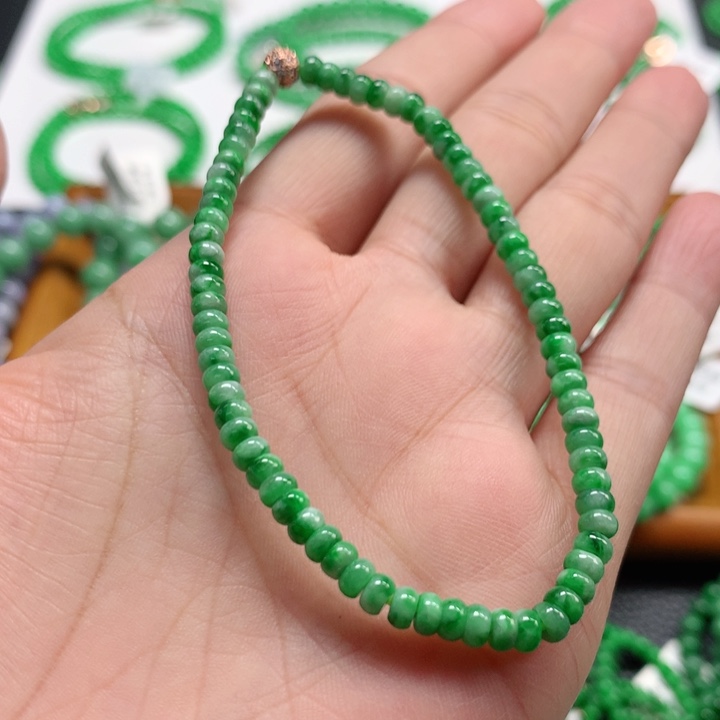 翡翠未镶嵌手链翡翠