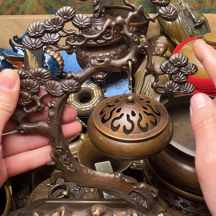 精美铜器批发档口