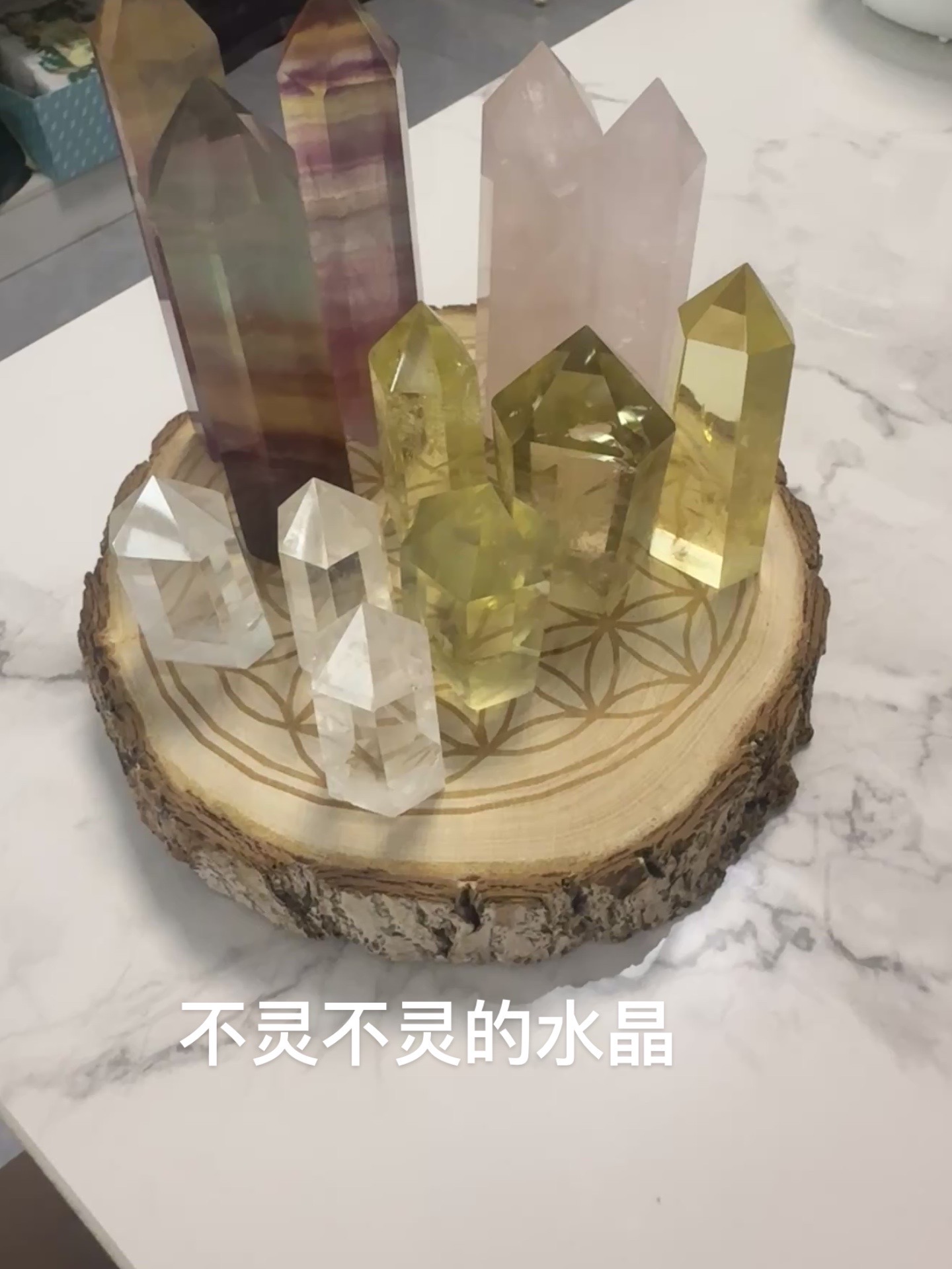 非金属仿水晶手链 天然黄水晶六棱柱彩虹蓝针暴力黄柱子摆件