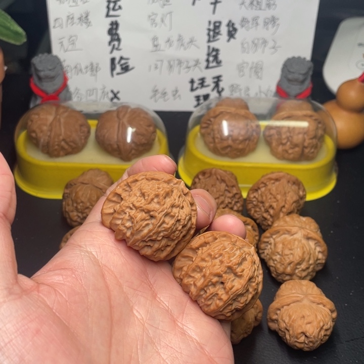 文玩核桃把件39白狮子88