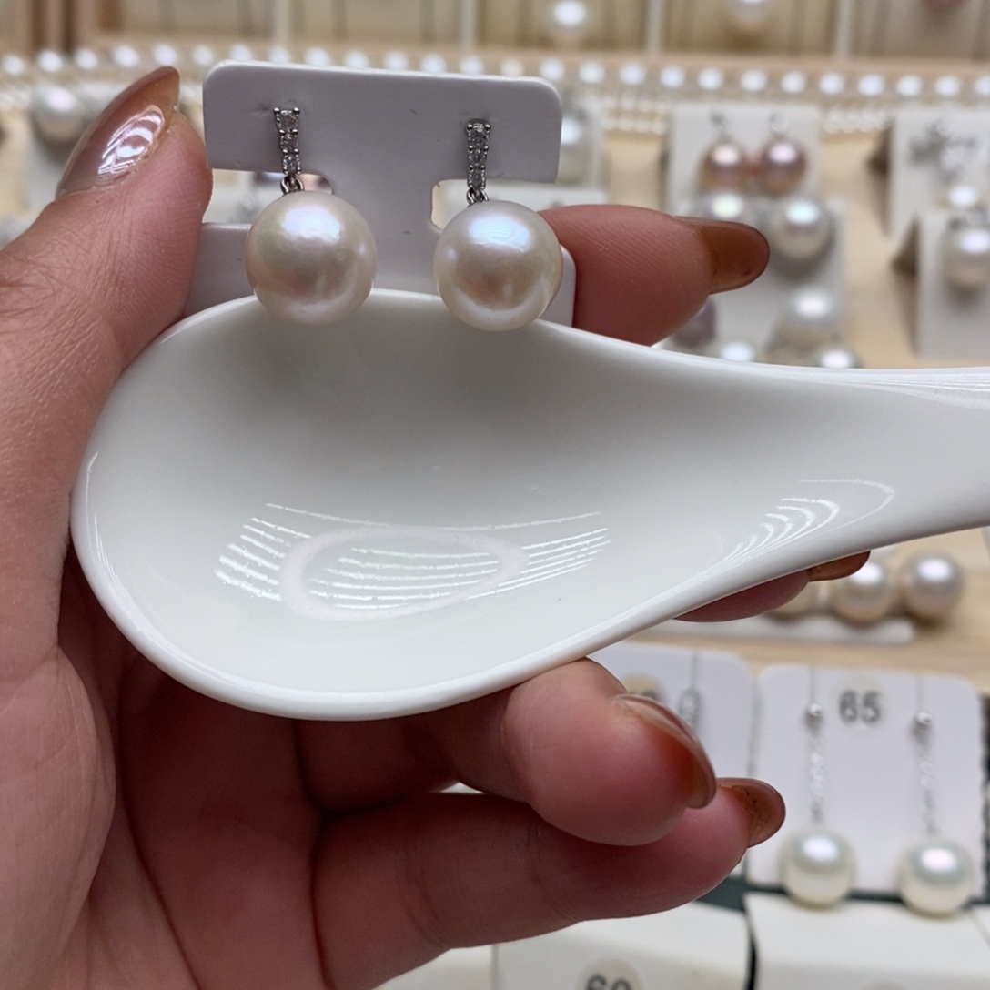 淡水珍珠银S925镶嵌颈饰