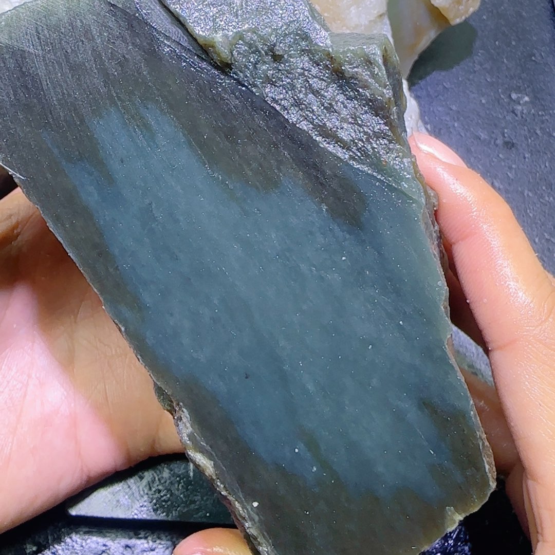 和田玉未镶嵌珠宝半成品