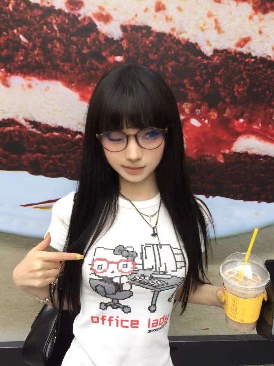 美式复古印花白色短袖t恤女夏修身显瘦辣妹正肩短款上衣