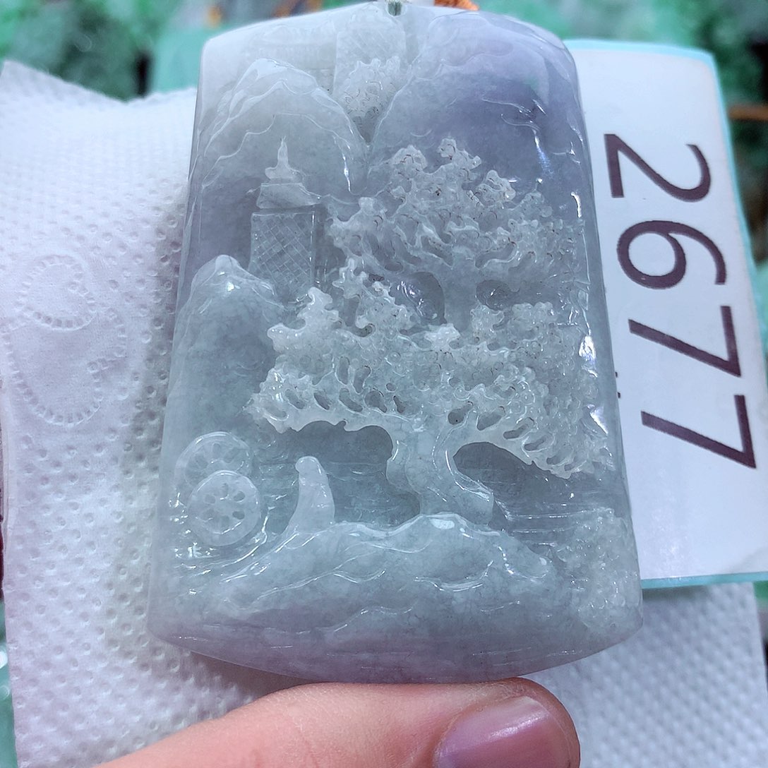 吊坠(不含链)未镶嵌翡翠