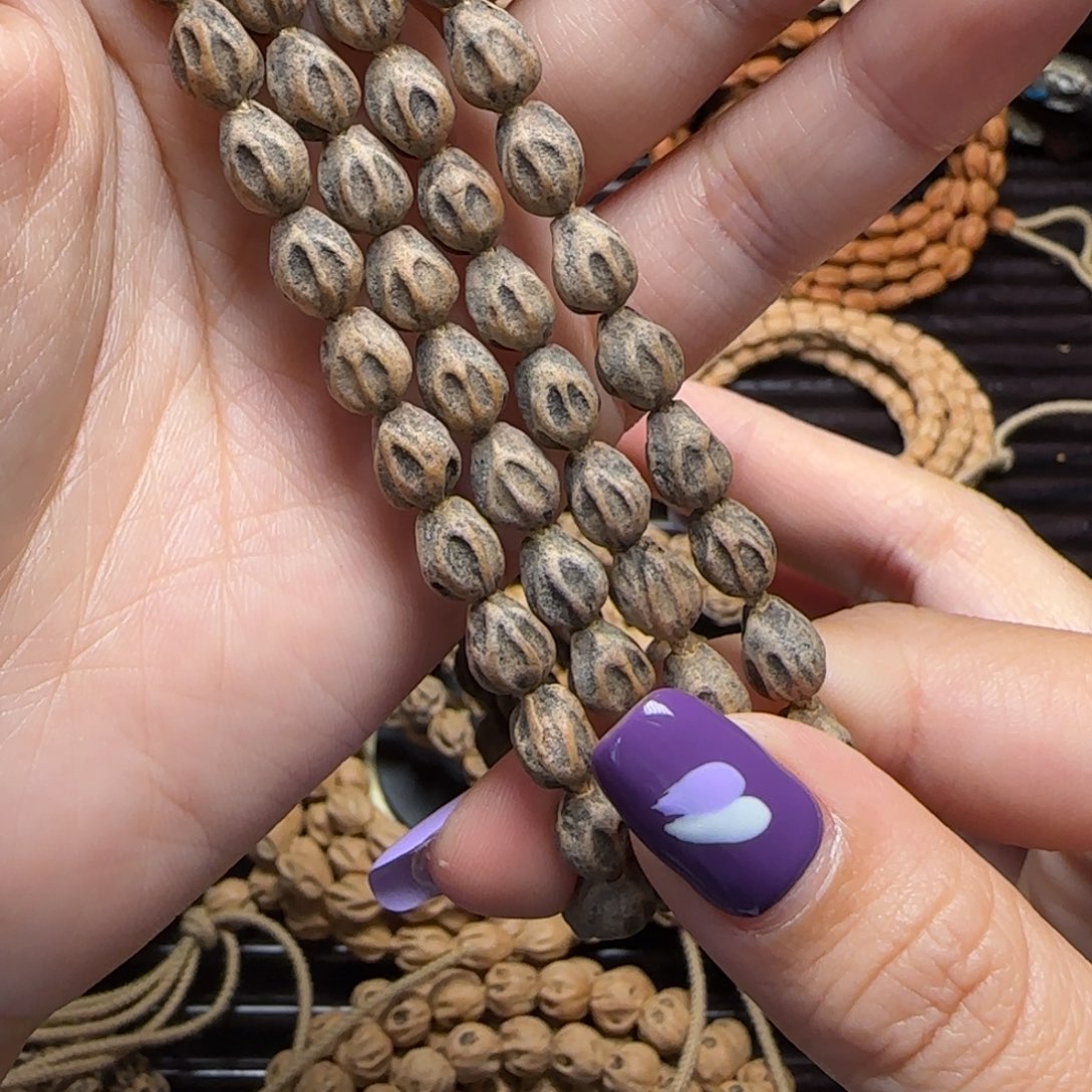 、***菜柏香籽/百香籽吊坠