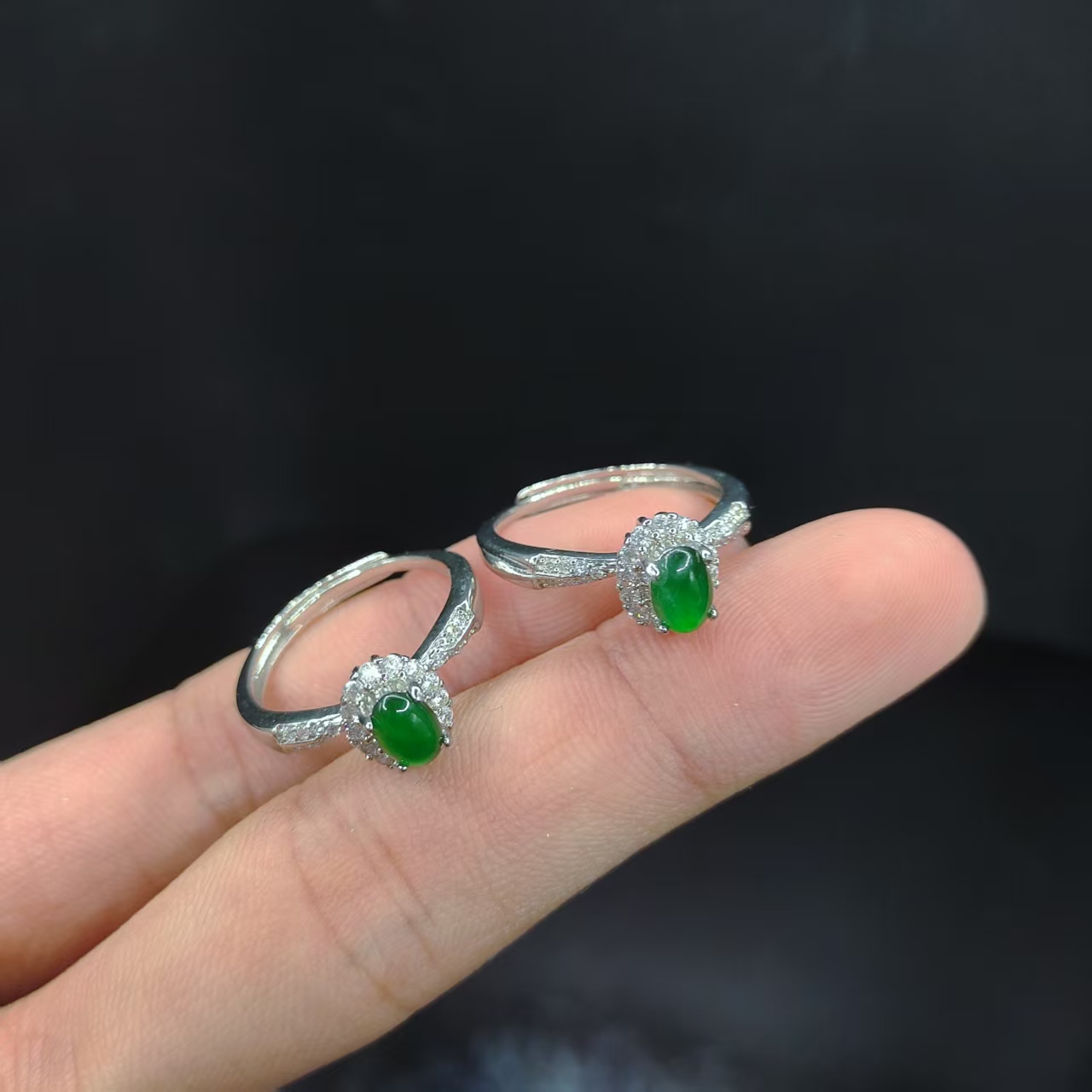 【老三珠宝】翡翠蛋面戒指W8【多样性发其一】约5-4mm