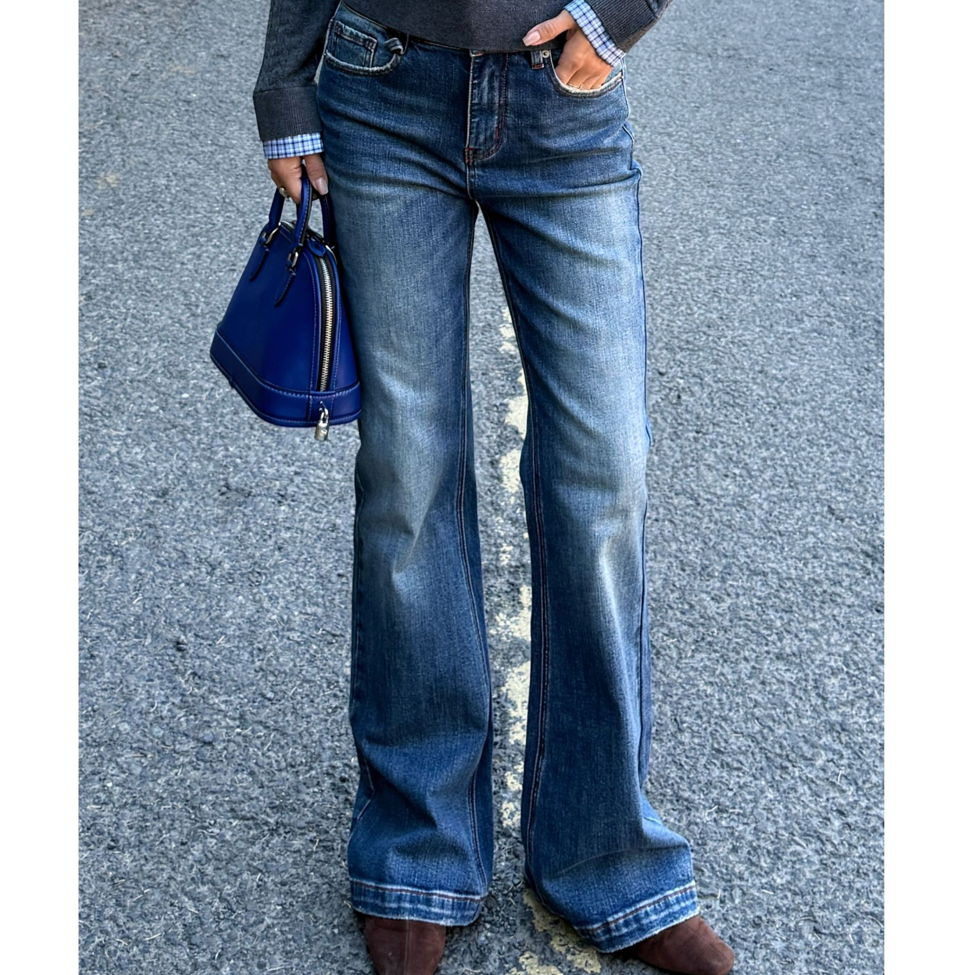 MUBINE 秋冬款高腰百搭时尚微弹显瘦微喇牛仔裤 25258