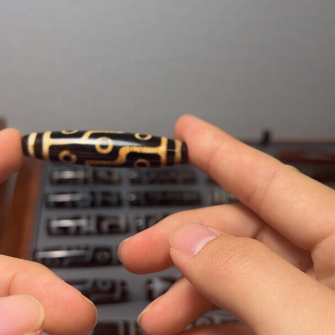 玛瑙/玉髓颈饰合金