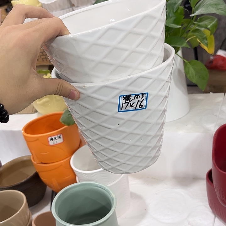 有孔！福利价陶瓷花盆性价比