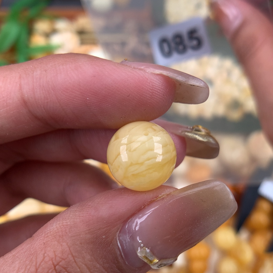 琥珀珠宝奇石未镶嵌12.2