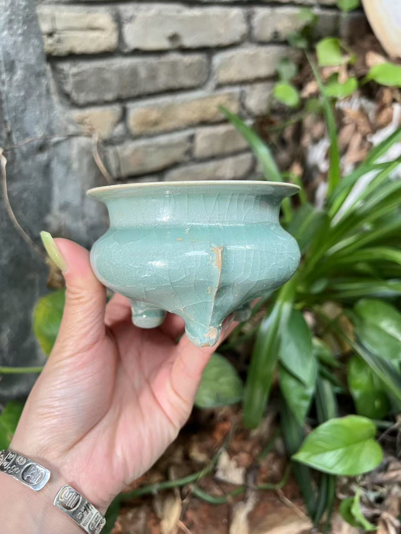 浙江龙泉青瓷香炉