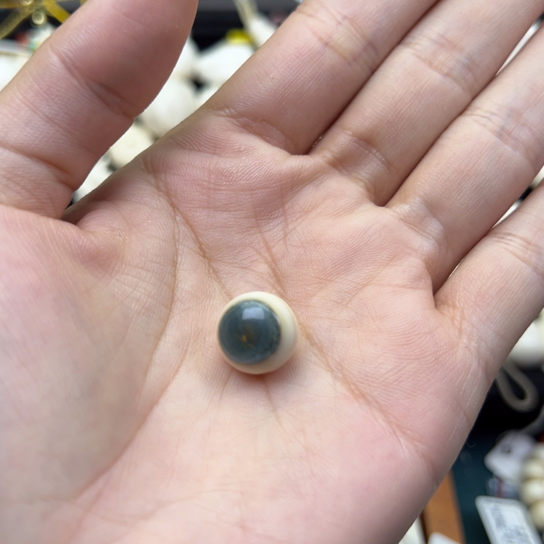 梦***在吊坠猛犸象牙12mm蓝眼睛精品