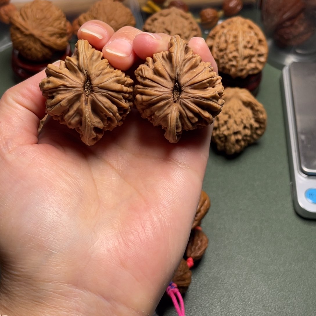 文玩核桃吊坠四座楼