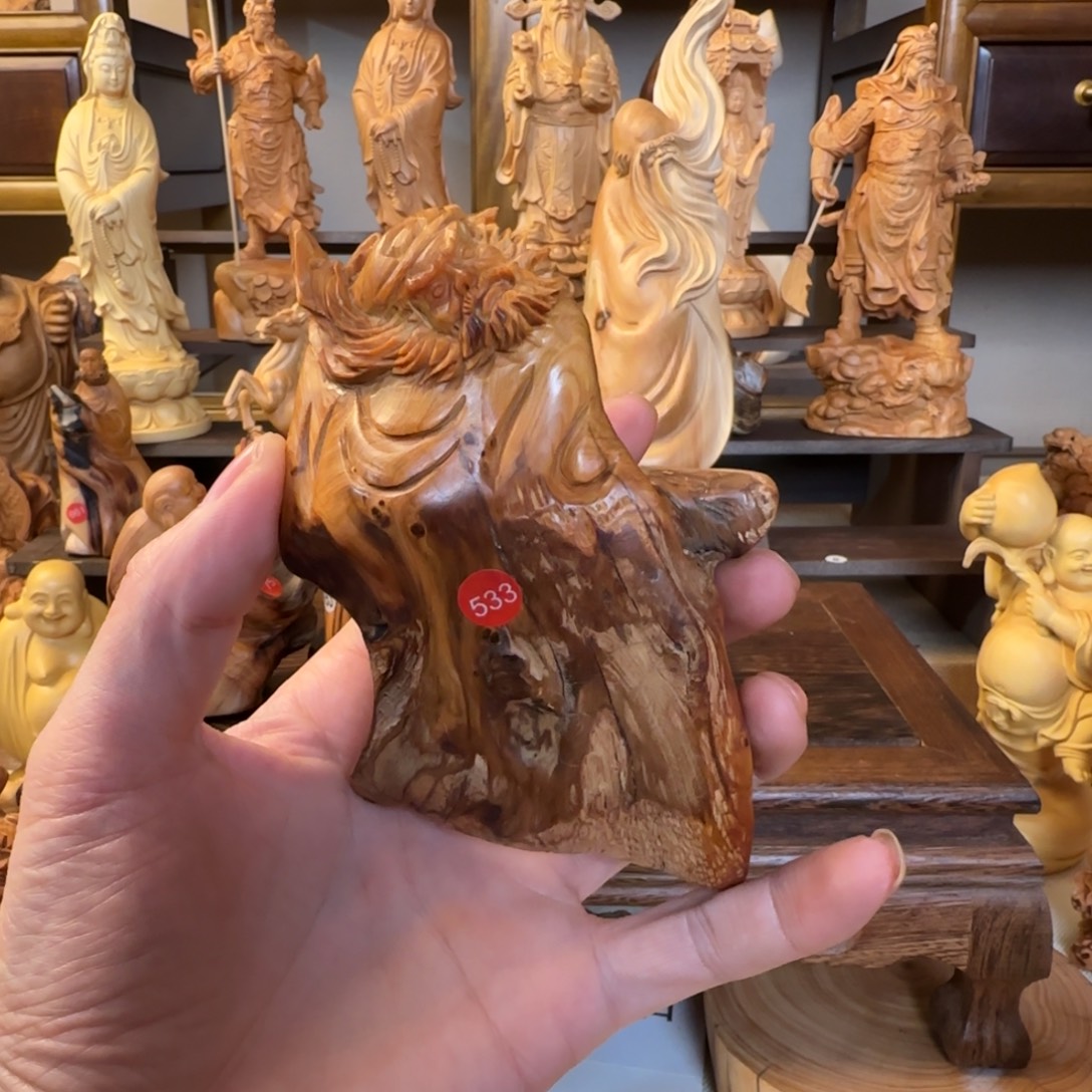 崖柏小木匠艺雕一物一拍