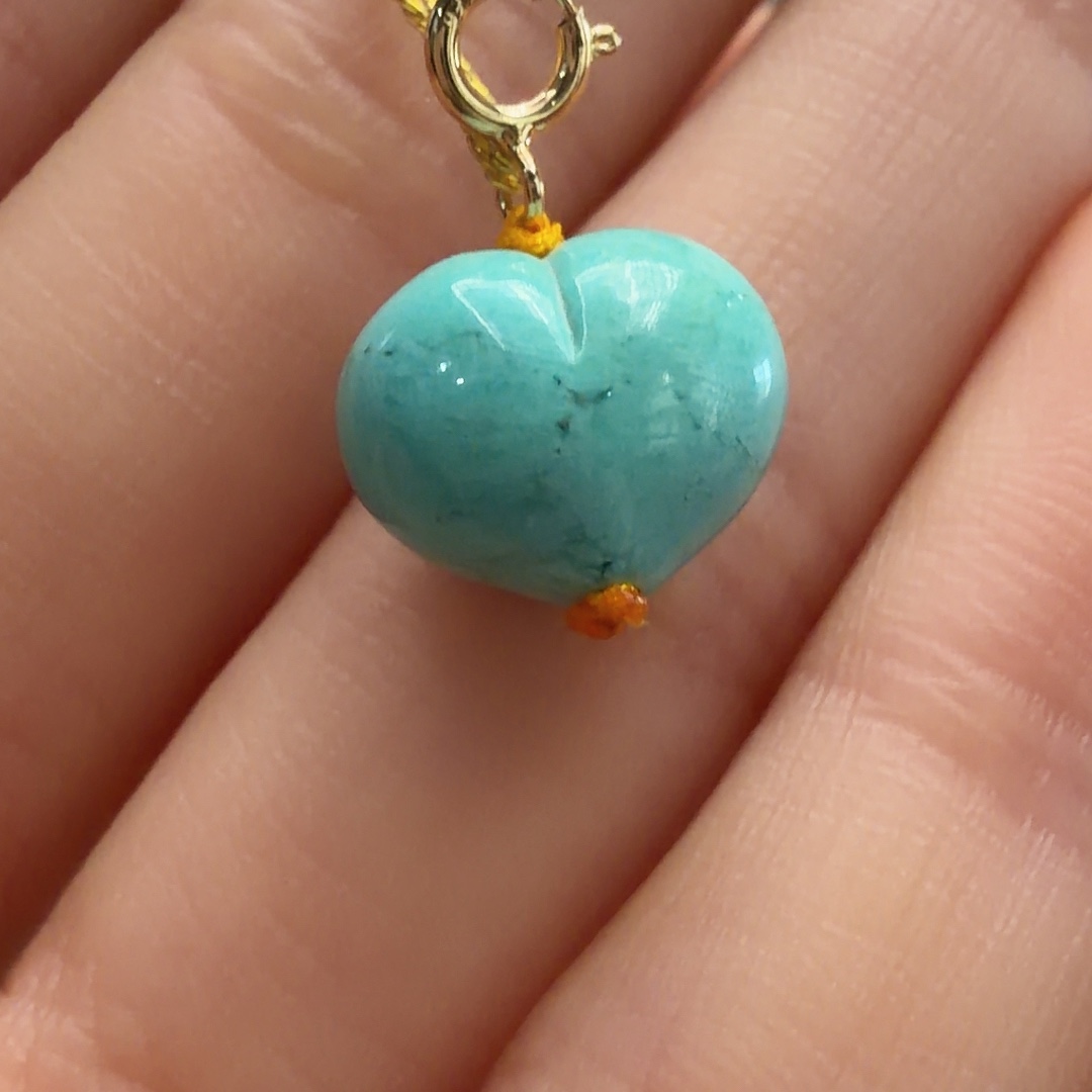 绿松石未镶嵌颈饰