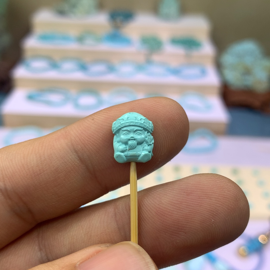 绿松石配饰未镶嵌