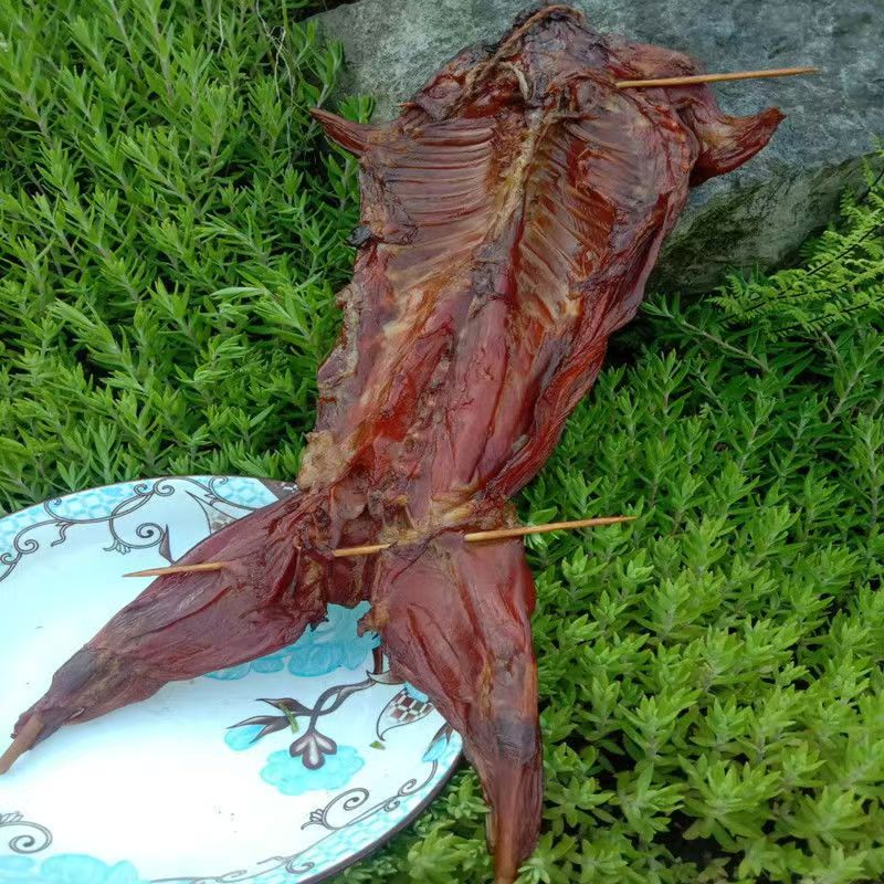 【湘水】湖南风味特色美食农家手工五花腊   米粉肉/腊兔子
