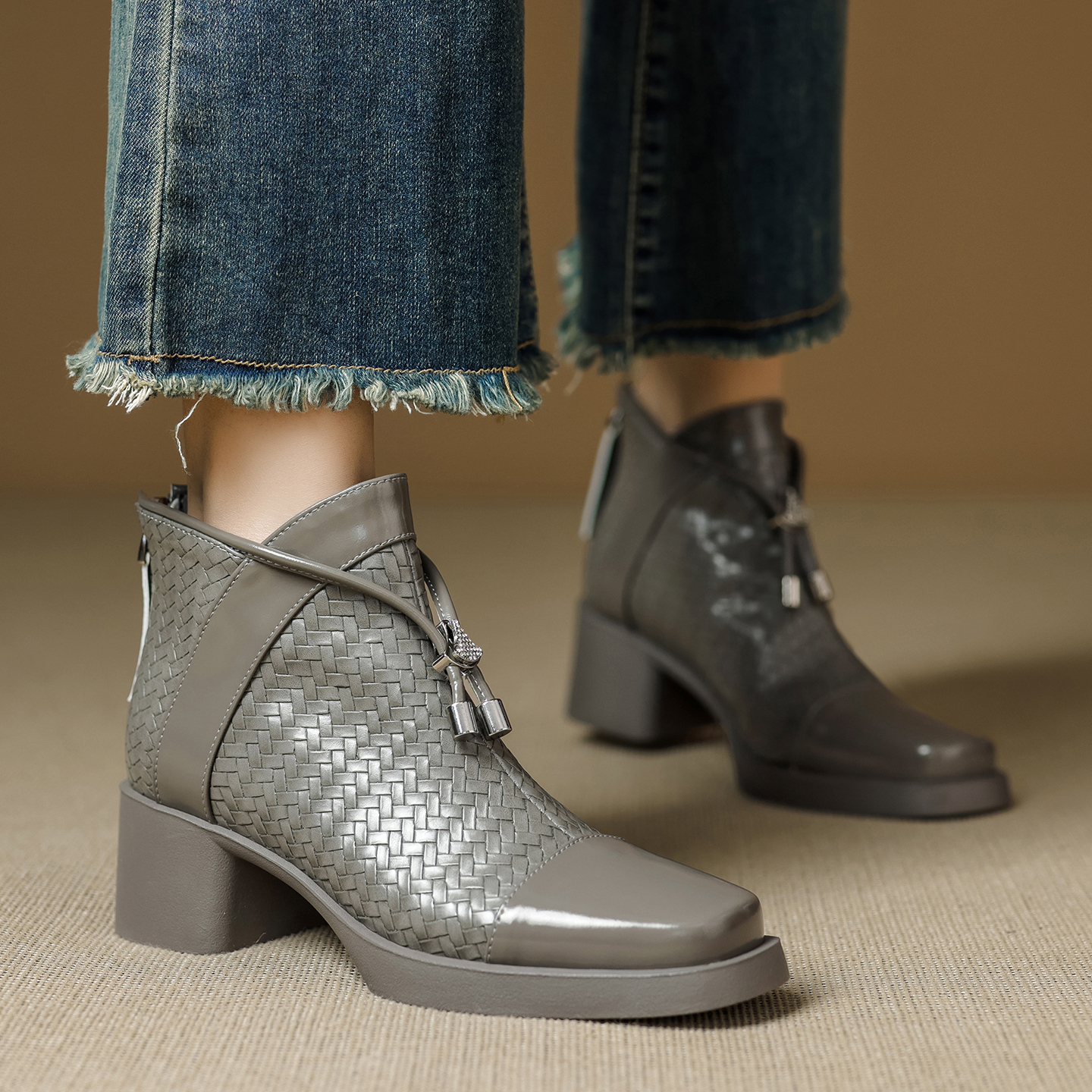 5CM-羊皮新款时装靴方头马丁靴法式瘦瘦靴厚底高跟女靴粗跟通勤靴