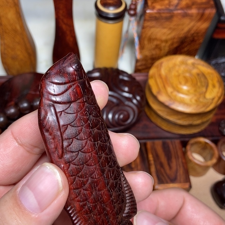 檀香紫檀（小叶紫檀）金龙鱼