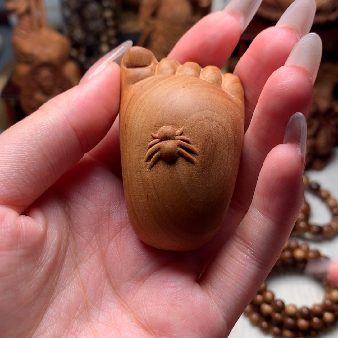 檀香木把件老山檀香知足常乐微瑕