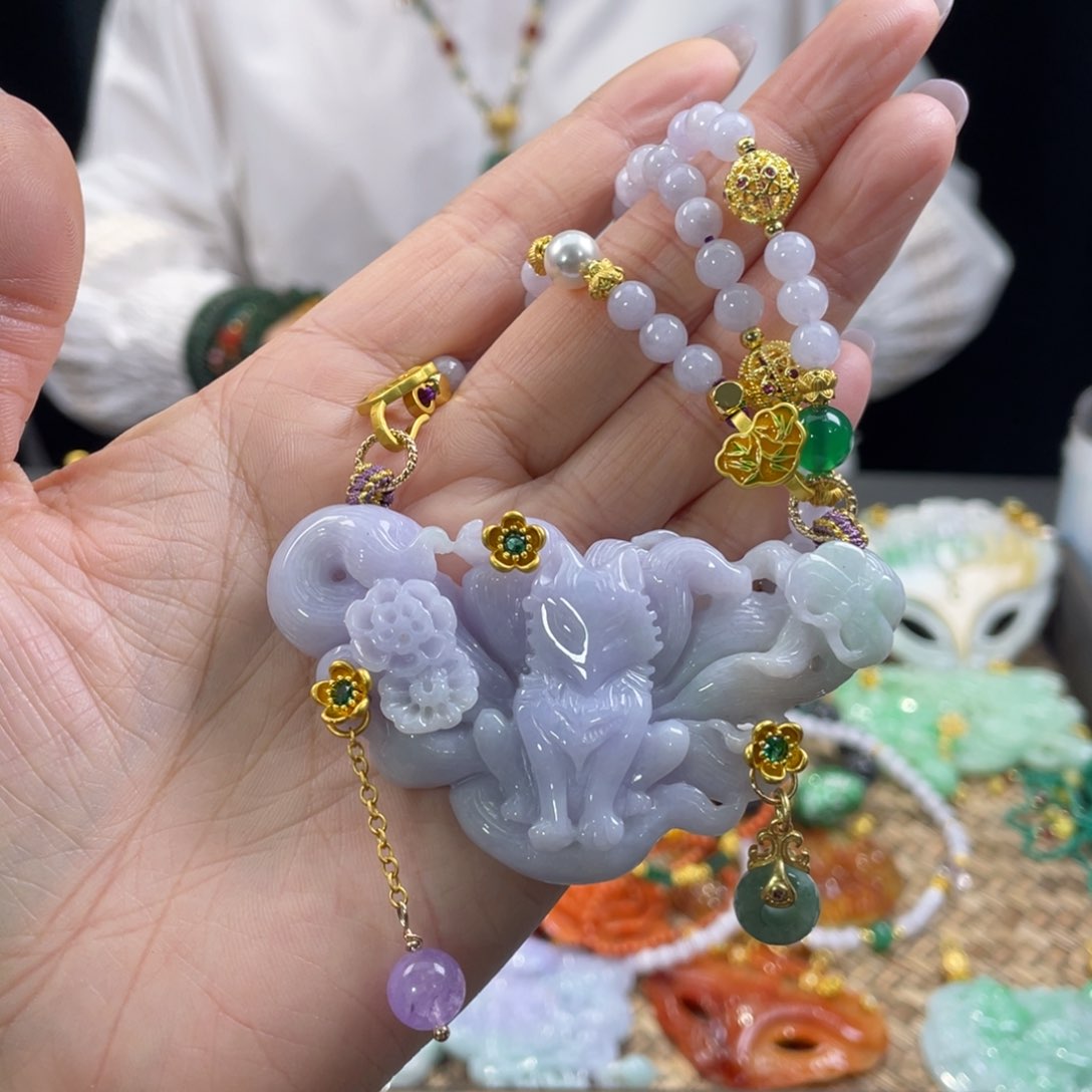 翡翠颈饰未镶嵌代编织