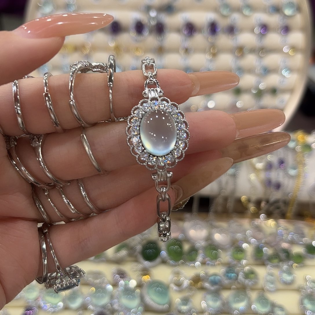 小***糕蛇纹石玉银S925镶嵌女款手链