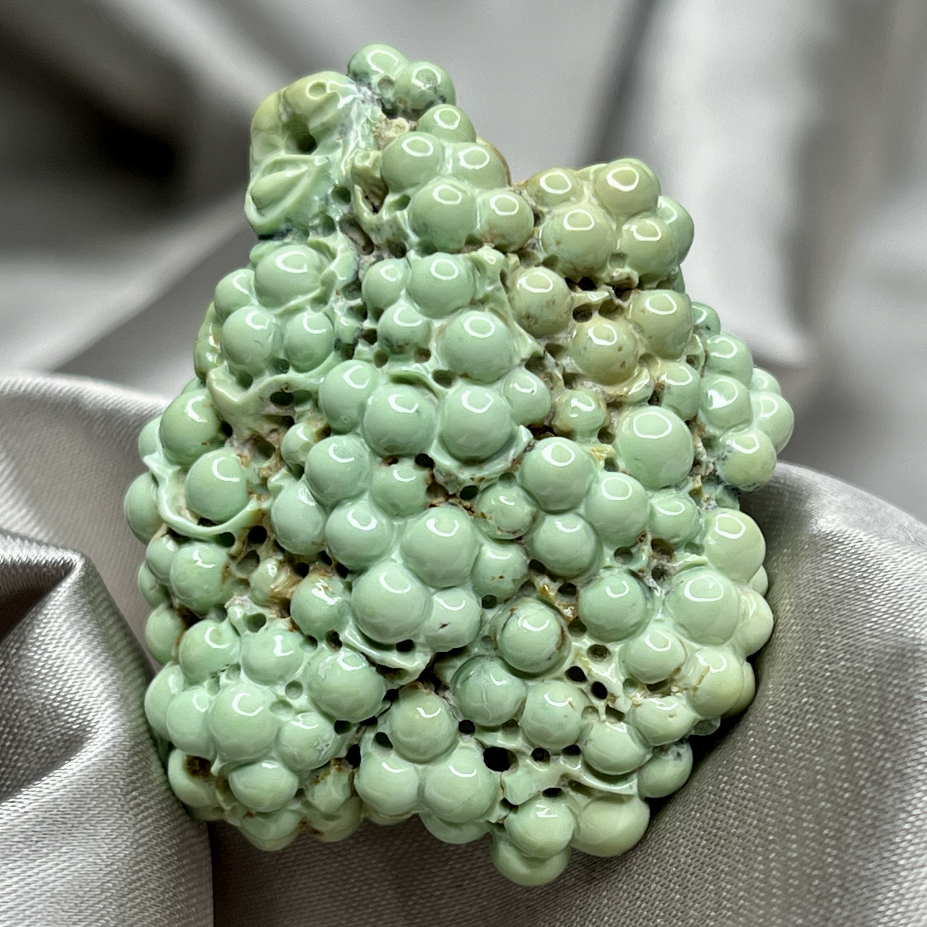 特色菜籽黄葡萄（多子多福）坠儿，尺寸30.8x40.4x17.6mm重19.86克