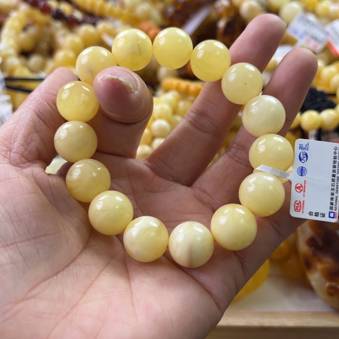 琥珀珠宝奇石未镶嵌