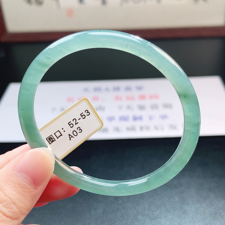 翡翠未镶嵌手镯翡翠手镯22
