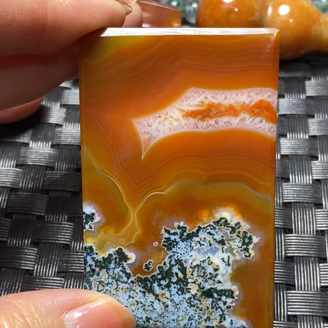 玛瑙/玉髓颈饰未镶嵌