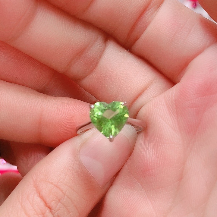 橄榄石戒指银S925镶嵌9✖️9