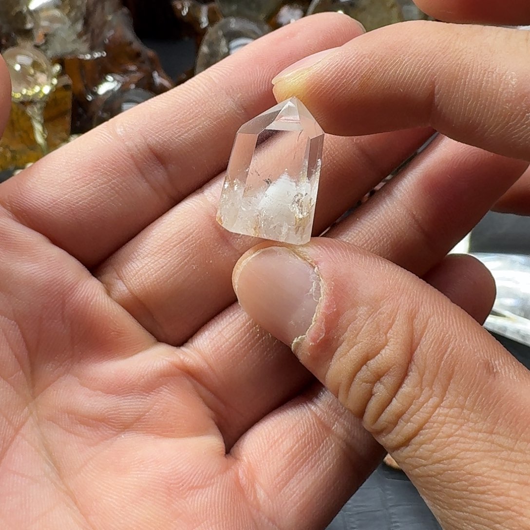 水晶未镶嵌珠宝半成品