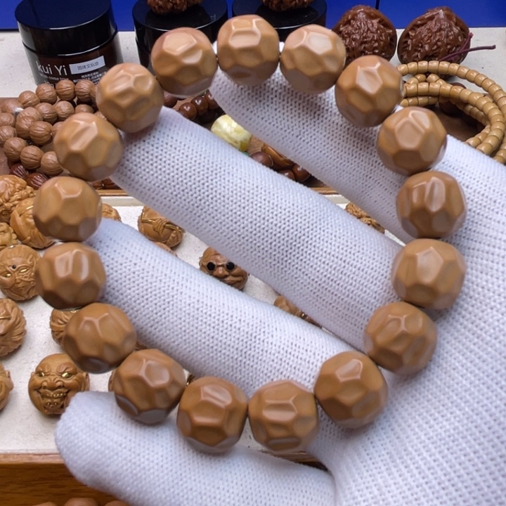 猴头核桃手串奶酪无相福利