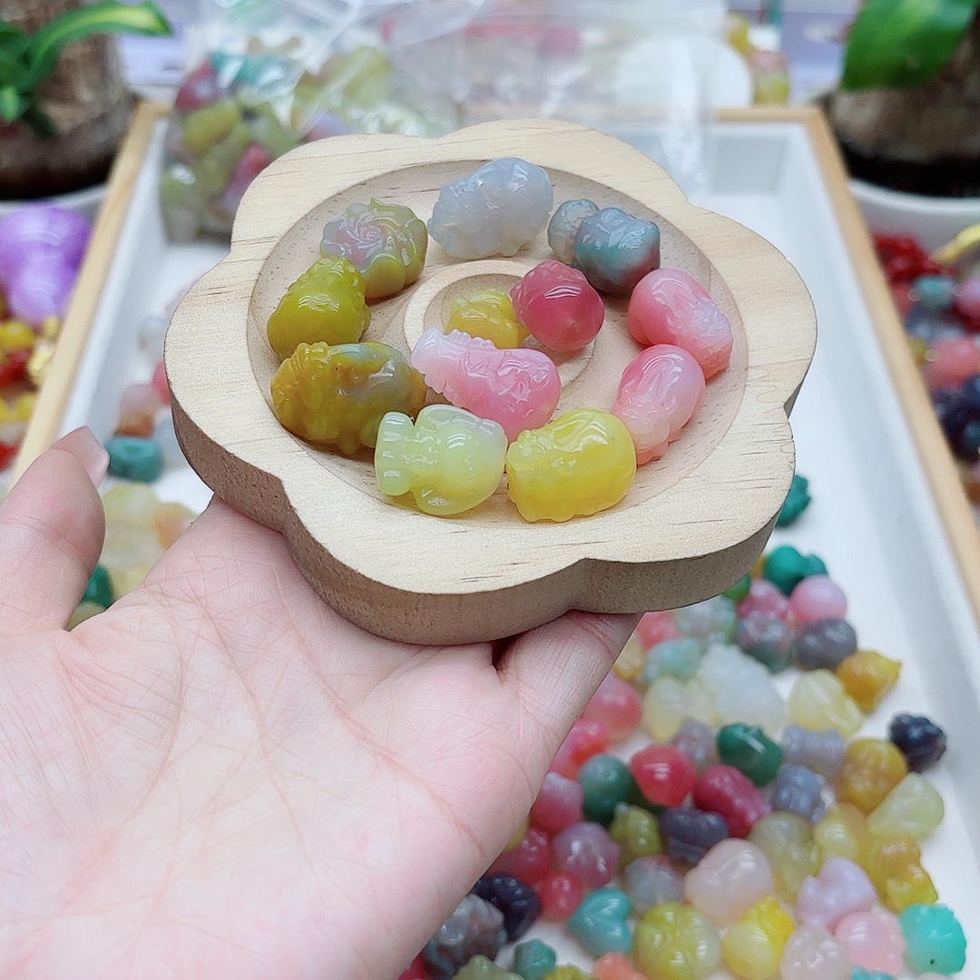 柠***萌玛瑙/玉髓未镶嵌手链盐源80