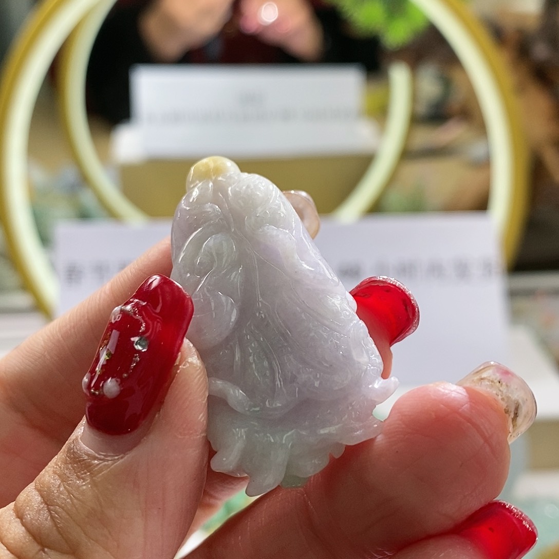 【闪购商品】翡翠颈饰未镶嵌菜