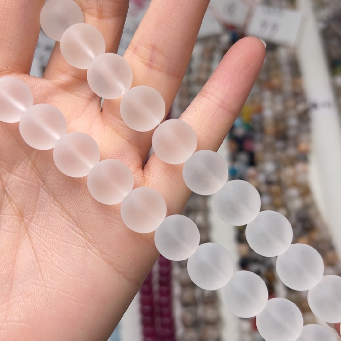玛瑙/玉髓合金珠宝半成品L588。12mm磨砂白水晶圆珠一条