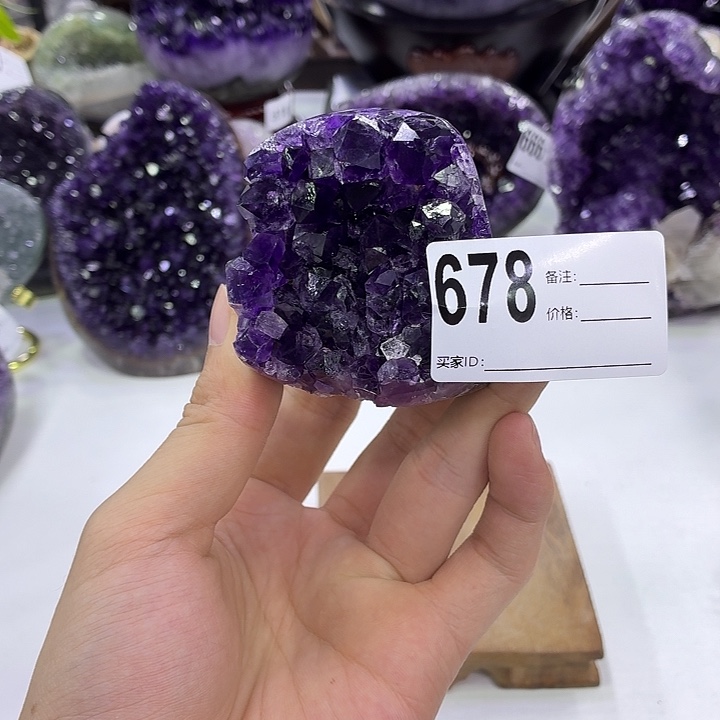 水晶未镶嵌大型摆件（非配饰）