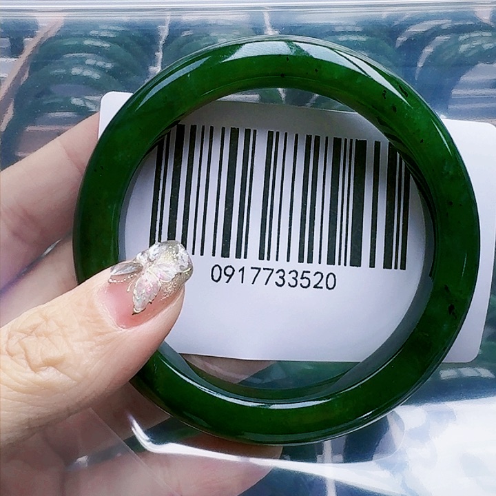 和田玉（碧玉）手镯未镶嵌57