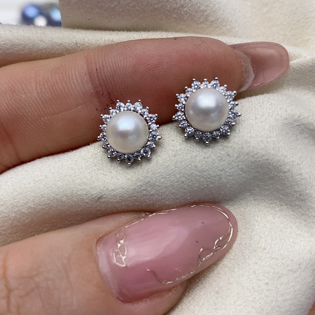 【闪购商品】海水珍珠耳饰银S925镶嵌28