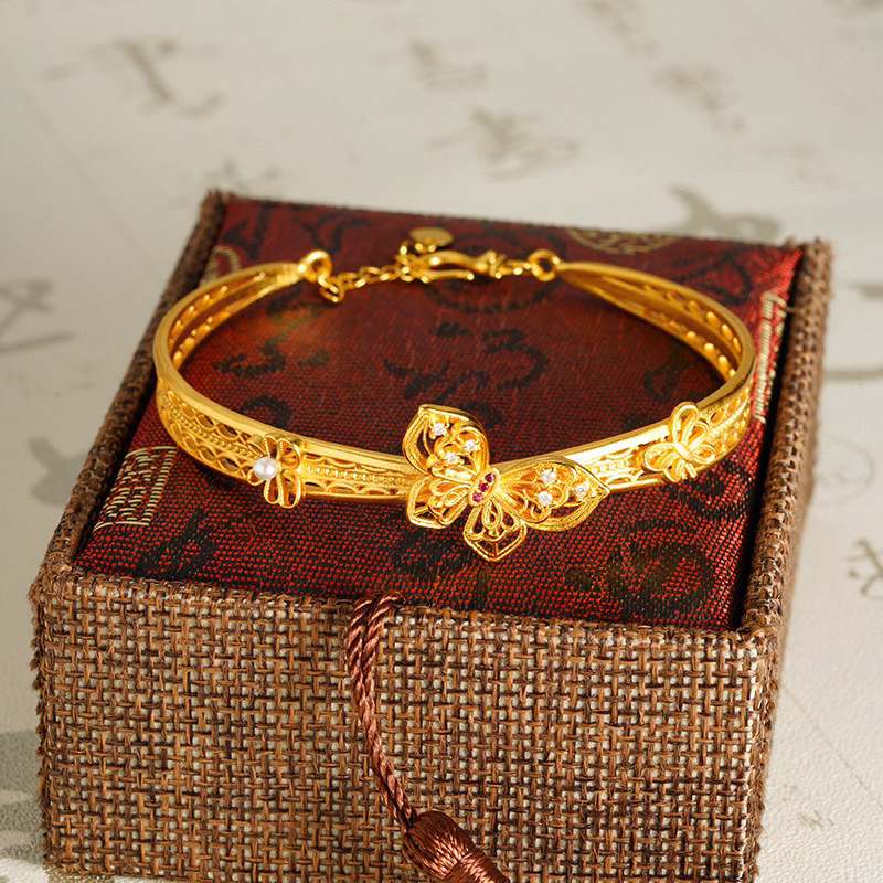 铜合金手镯 新款复古宫廷风镂空蝴蝶开口手镯女款时尚气质感百搭