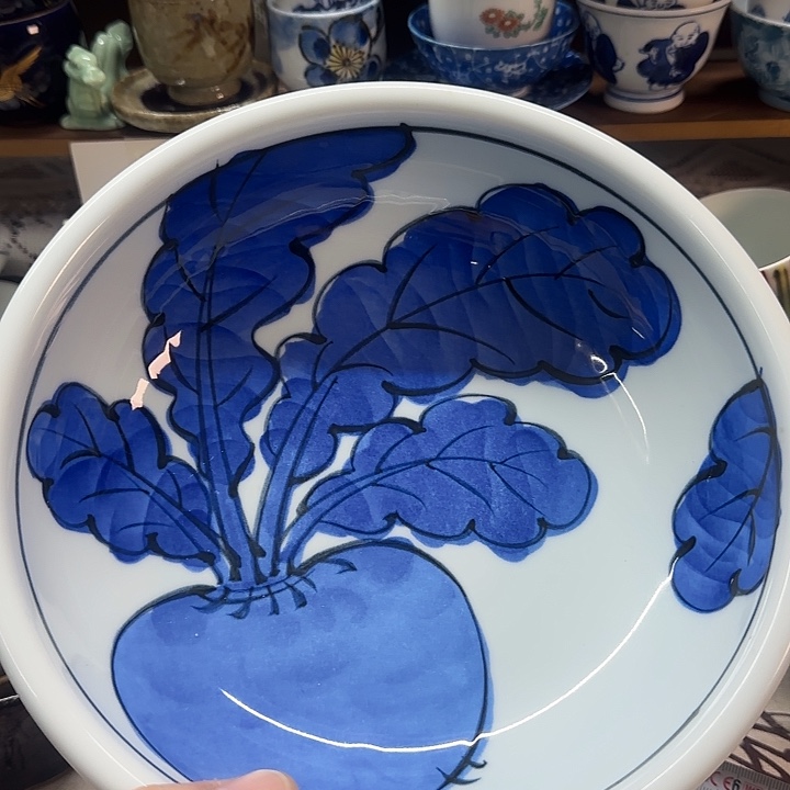 方***向三峰青花萝卜大碗一个