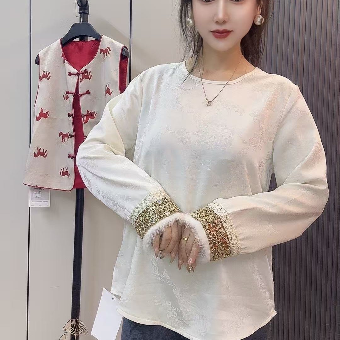 白色丝绒衫25220款