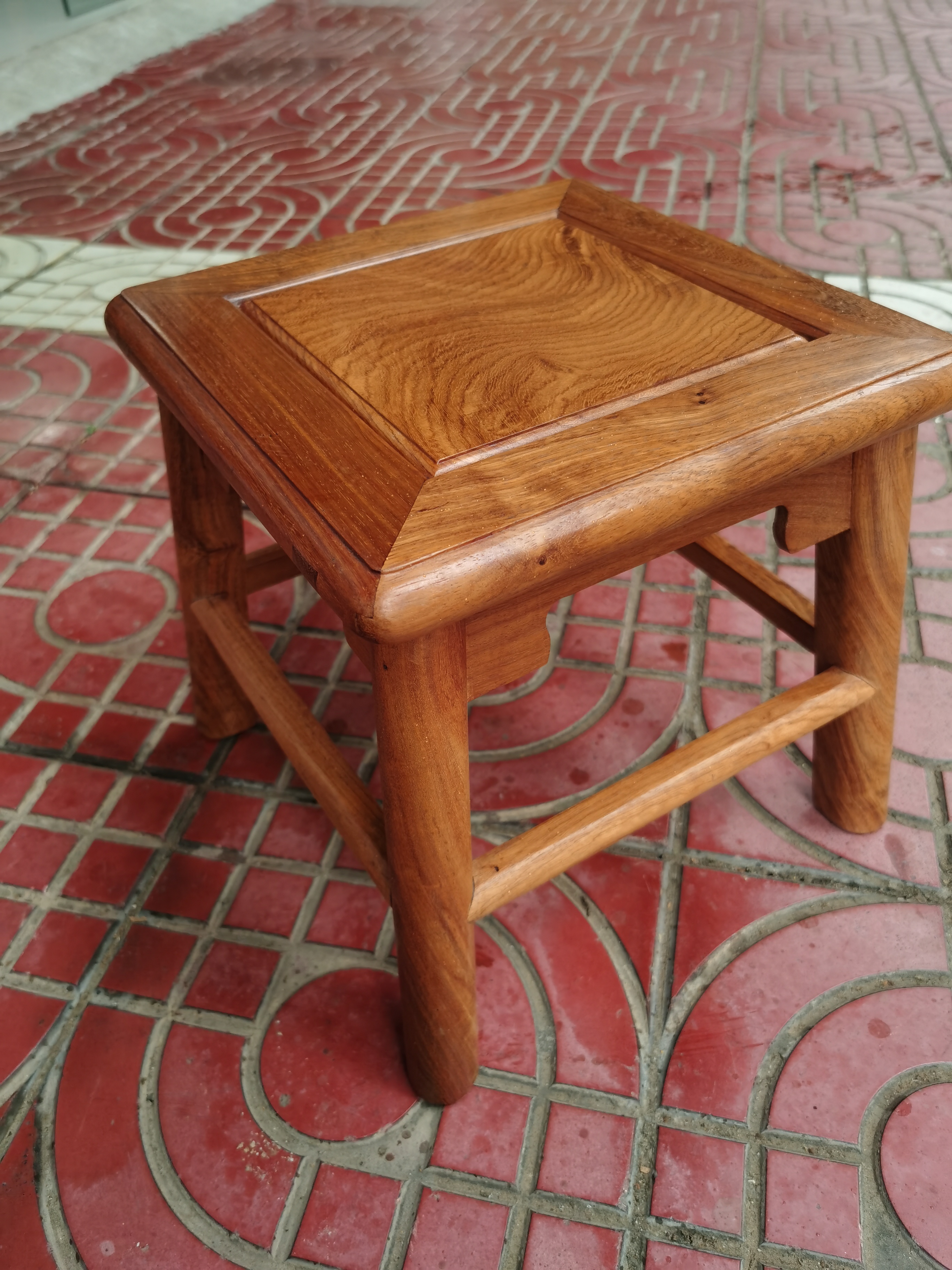 大果紫檀木红木小方凳新中式客厅家用实木方凳榫卯结构烫蜡工艺