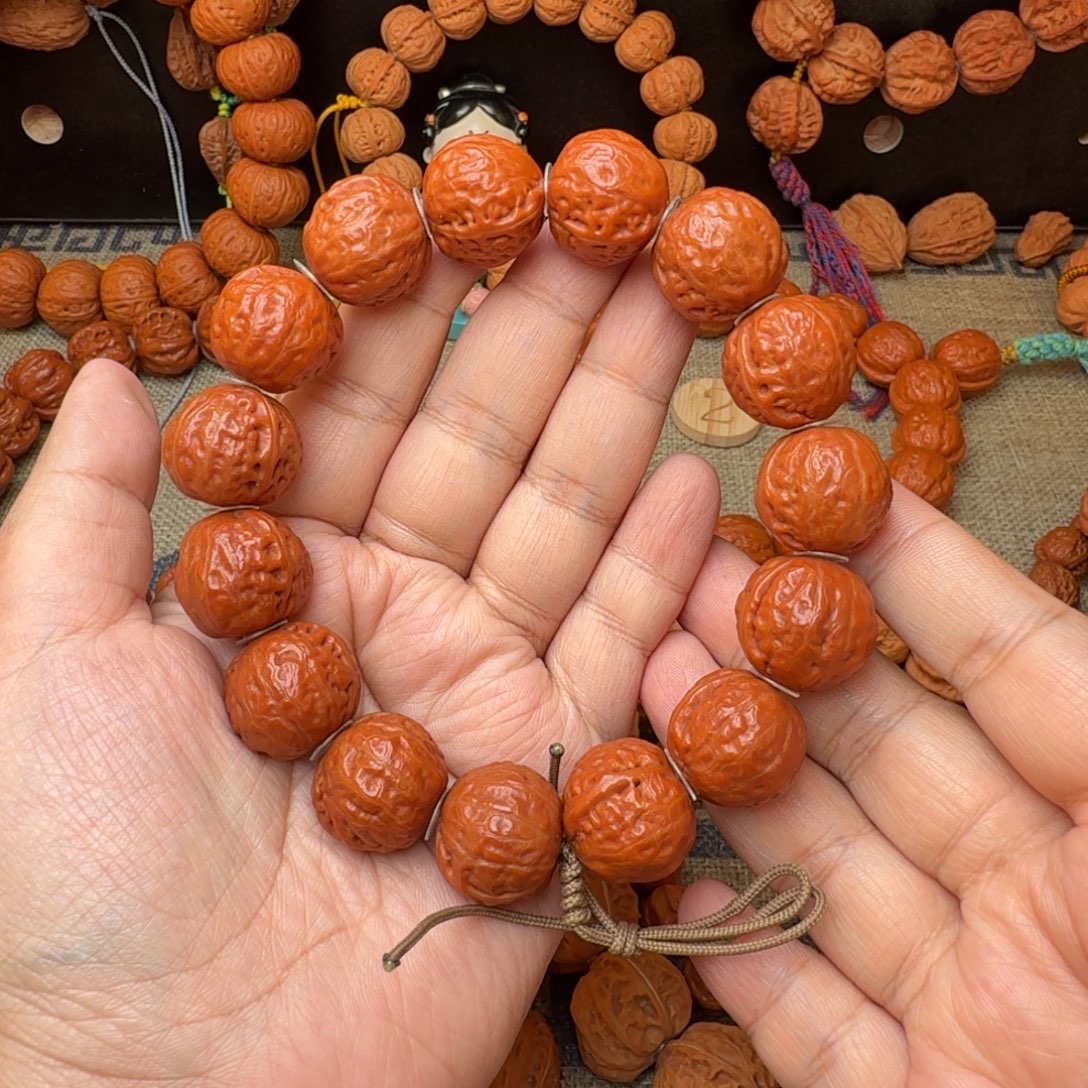 文玩核桃手串龙珠手串21