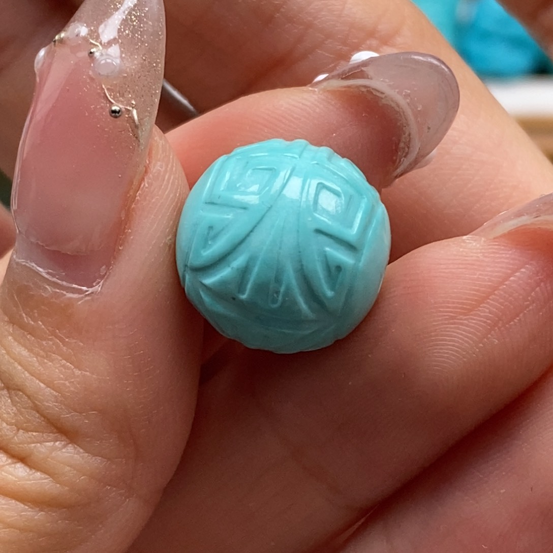 绿松石颈饰未镶嵌